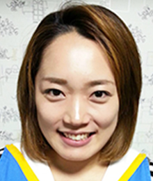 小林 真由